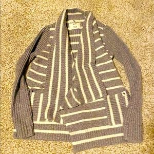 Like NEW! Abercrombie kids cardigan